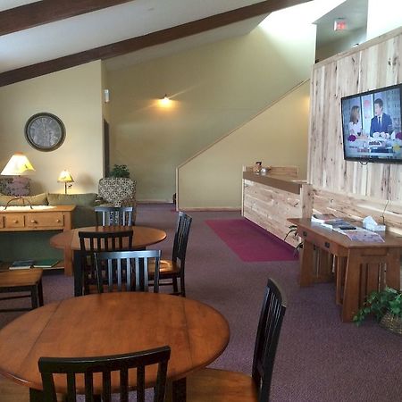 River Bend'S Walleye Inn Baudette Buitenkant foto