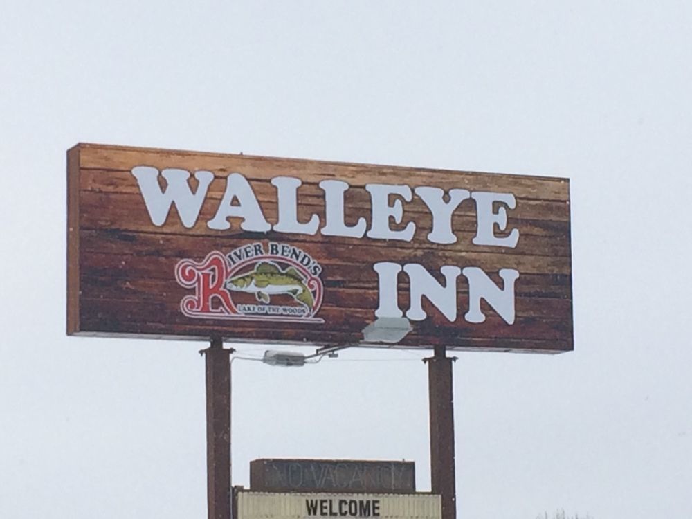 River Bend'S Walleye Inn Baudette Buitenkant foto